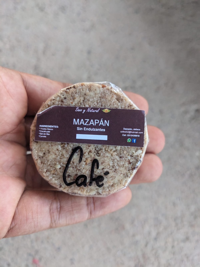 Mazapan tradicional con café